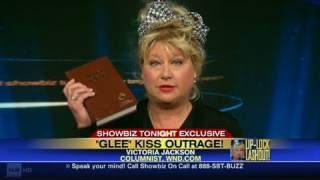 HLN: Victoria Jackson blasts 'Glee,' gays video
