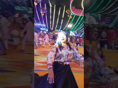 Ha hare Gokul ni govaldi re.. #gujjutrend #garbo #gujaratisinger #garbadance #dance #gujratgarba