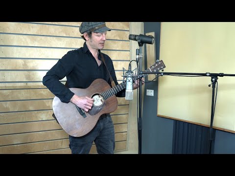 Art Con Stage - Pele Caster, Hulk