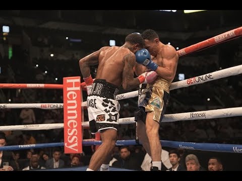 Lamont Roach (USA) defeats former champion Rene Alvarado (Nic) by DU