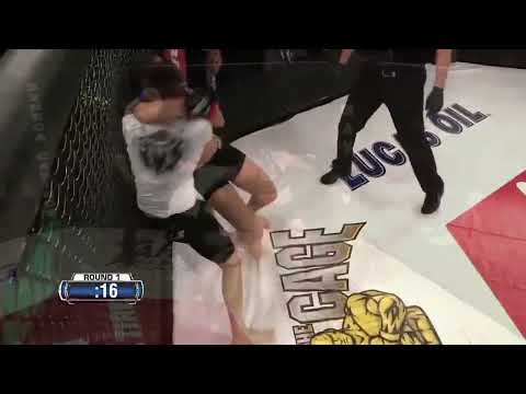 Tia (girl) vs. Ariana (girl) - [Amateur Debut Fight] UFC FIGHT