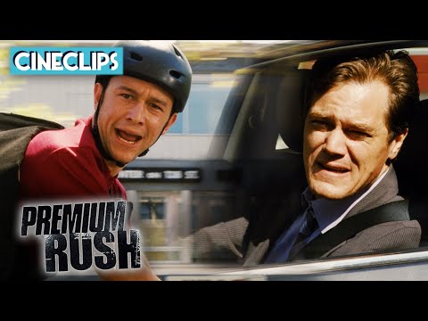 Bobby Chases Wilee Through New York | Premium Rush | CineStream