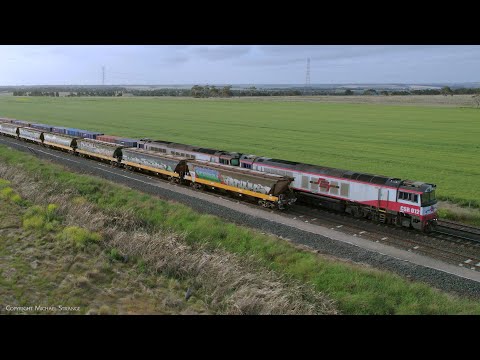 7922V SCT Dooen Container Train With CSR012 & CSR007 Cross Grain Train  (2/11/2023) - PoathTV