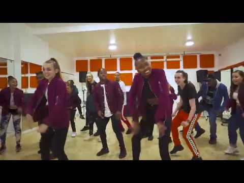 JY MNTL - GOLDEN [OFFICIAL DANCE VIDEO]