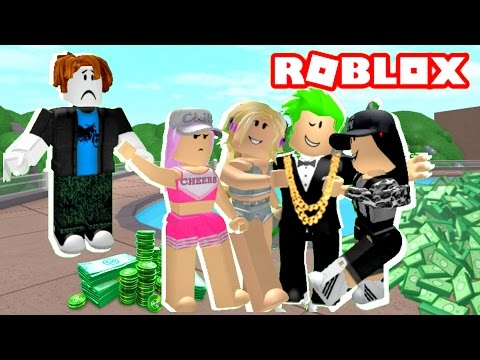 Download 4 Outfits 4 Different Reactions Roblox Social - 