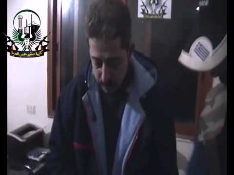 استعدادات مقاتلي كتيبة صقور حمص العدية قبل الإنطلاق لاقتحام نقاط قوات النظام في حي القصور في مدينة حمص