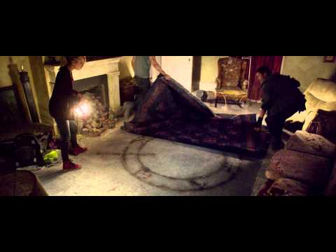 『ダークハウス』予告編