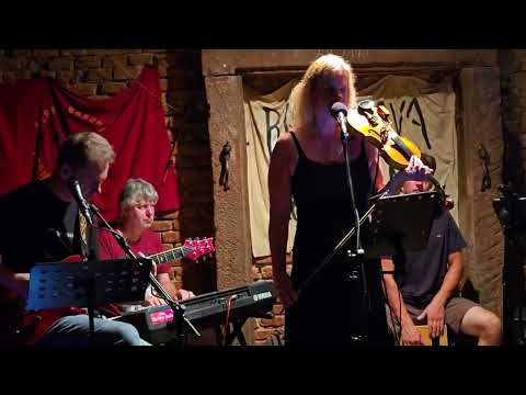 SkLenka - Loutka - autorská píseň