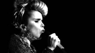 Let Me Down Easy - Paloma Faith