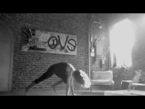 Ziggy Marley Yoga for Abs, Back & Hamstrings