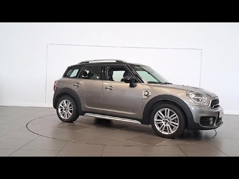 MINI COUNTRYMAN Plug-in Hybrid panroof leather - Image 2