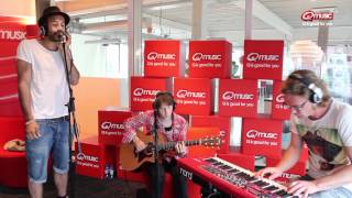 Q-music (NL): Alain Clark - Let Some Air In (live bij Mattie &amp; Wietze)