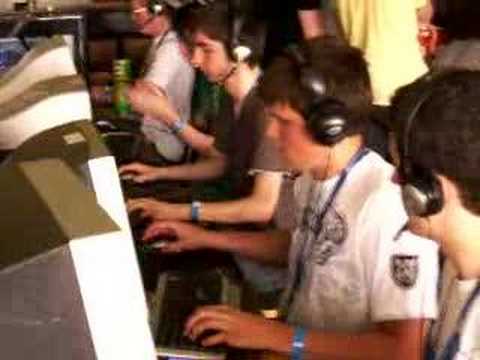 Zboard & Albagubra CSS i31 - Starbytes TV