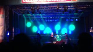 Cibo Matto - Blue Train live free concert at Brooklyn Bridge park