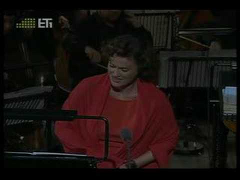 Vesselina Kasarova singing O ma lyre immortelle