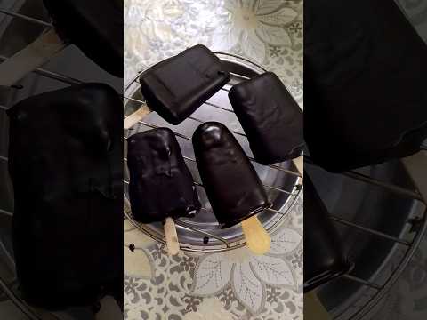 Home made choco ber ice cream#shortvideo #recipe@MousumijahanMitul