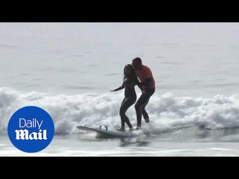 Deaf-blind California lawyer tackles new challenge: surfing - Daily Mail