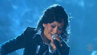 Christina Aguilera - Beautiful (Live @46th Annual Grammy Awards 2004)