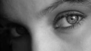 Sarah Bettens - Grey