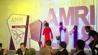 Isabelle Wong duets with Tay Kewei (Prince of Egypt- When You Believe)