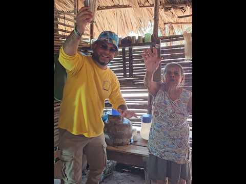 Casa típica, en zona rural de Montería, Córdoba, Colombia #turismo #culture #traditional #travel
