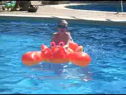 Rapu ja Sofia Viva Palma Novan altaassa