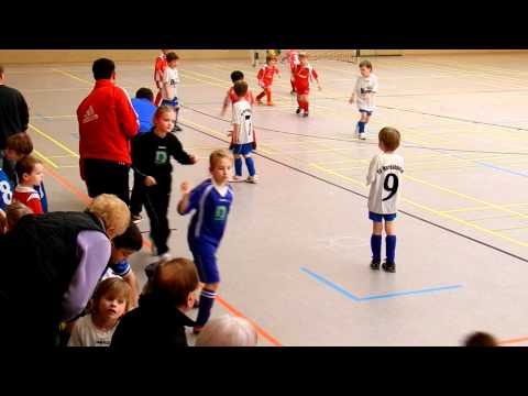 SVN Bambinis 2010/11 - Turnier in Heiligenrode - Jannis 2-0 gegen SVH Kassel