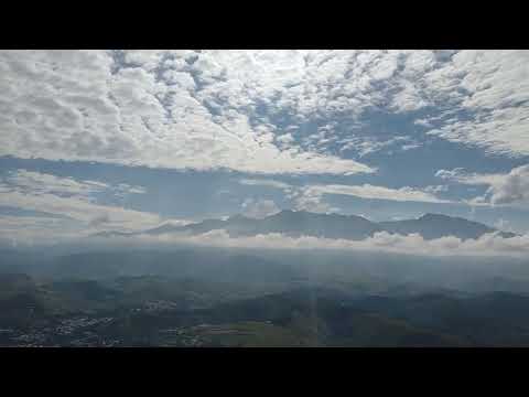 Hoje no alto do morro avistando a cidade lá em baixo Queluz sp 
