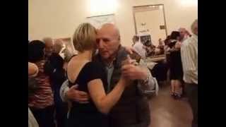 Tango milonguero con Ismael Heljalil y Isabella  Szymonowicz en "El Maipú " Buenos Aires.