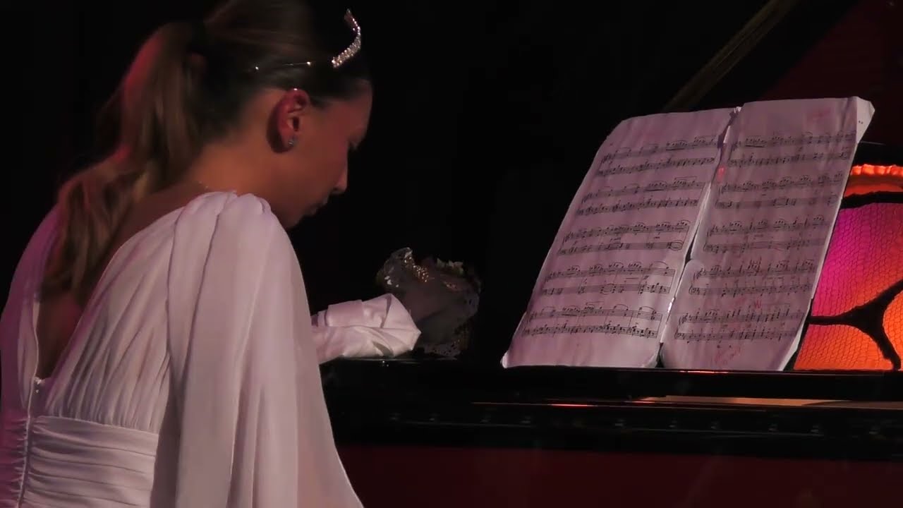 PIANO  - Inès Boukherroub
