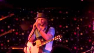 Keith Harkin, The story of "Lauren and I"