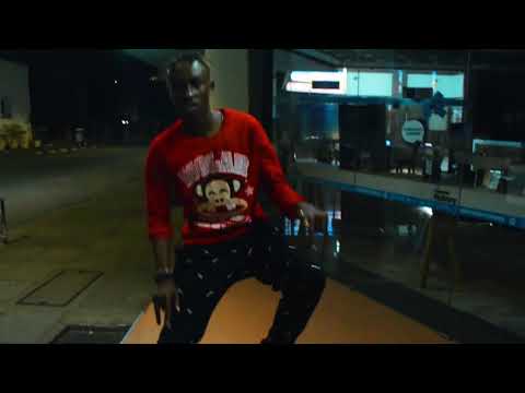 Problem_betta watch yo self