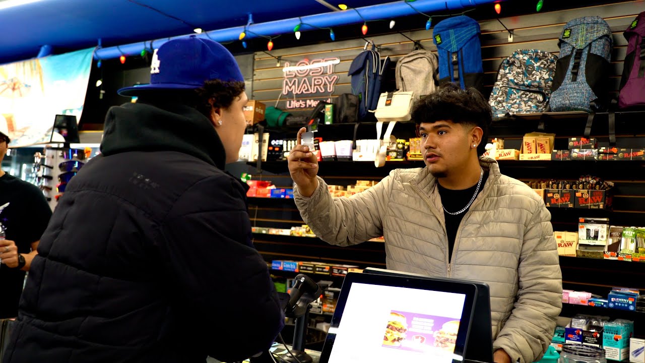 Acting SUS While Buying Vapes!