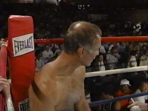 Bill Superfoot Wallace vs Joe Lewis part 1 of 3