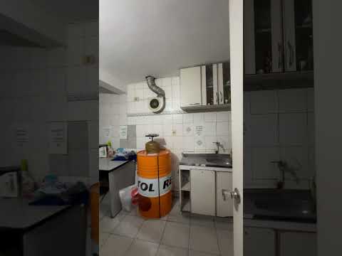 Video de YouTube - Local en Venta  en Centro, Montevideo