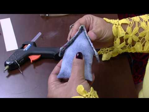 Mulher.com - 17/08/2015 - Chaveiro em feltro ‪‎oratório‬ - Lia Thomaz