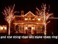 IT'S BEGINNING TO LOOK A LOT LIKE CHRISTMAS - Michael Bublé (Lyrics)