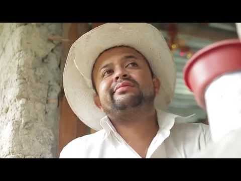 trailer UNA LOCA NAVIDAD CATRACHA