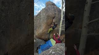 Video thumbnail of Auprès de mon arbre, 7a+. Targasonne