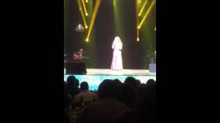 Maria Bethânia - "Folia de Reis" - Espetáculo "Abraçar e Agradecer" - 2015