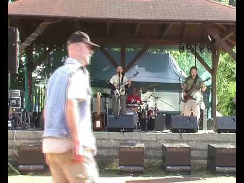 Voliéra - VOLIÉRA   KLOKOČÍ 2016   WORKOHOLIK