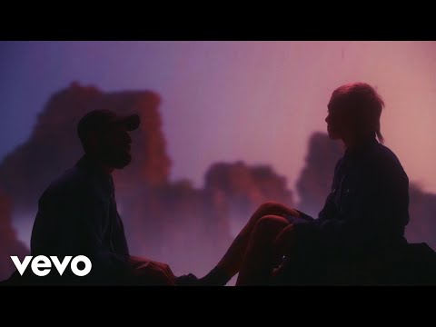 Video thumbnail for La canzone dei Lupi