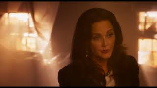 Lynda Carter in Super Troopers 2 Scene video