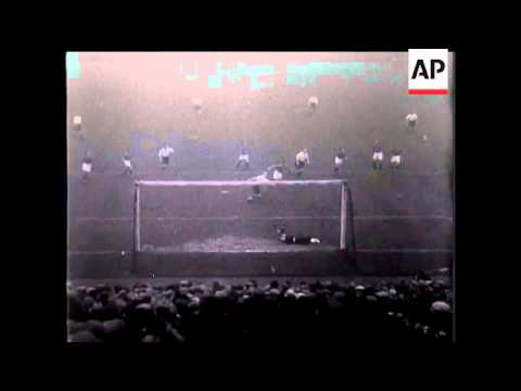 England's Narrow 3-2 Win Over Italy