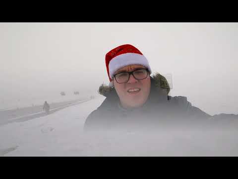 Winderwunderland Wasserkuppe mit sehr viel Schnee der höchste Berg in der Rhön Hessen