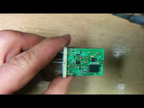 Peugeot 307 MY2004 glow plug control module repair 51 252 002