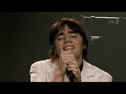 The Hives at Élysée Montmartre, Paris, France 2009