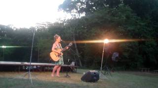 Dar Williams sings Iowa