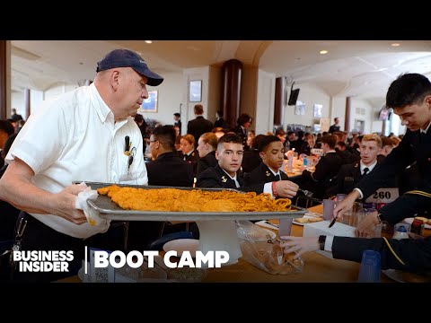 How Annapolis Cooks Feed 4,400 Navy Midshipmen In 20 Minutes | Boot Camp | Business Insider Video