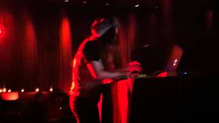 TOKiMONSTA - Cheese Smoothie (live)